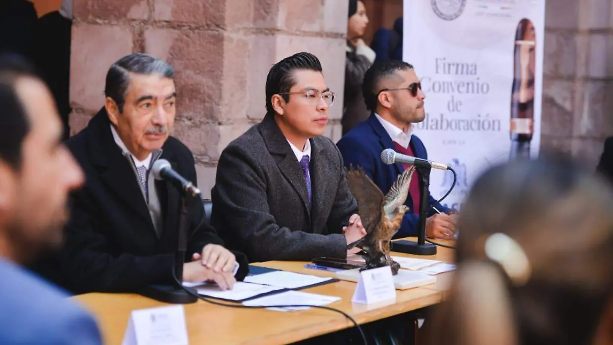 Firman convenio UASLP y Congreso de SLP (1)